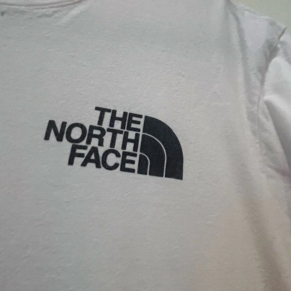 The North Face White Short Sleeve Tee Essential Crew